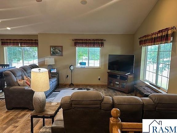 3rd image of 502 N Minnesota Ave