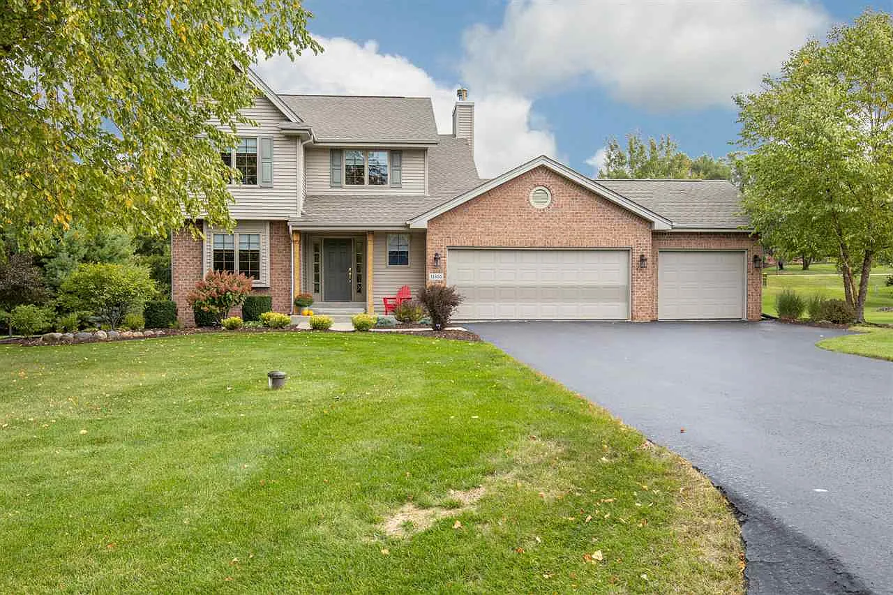 11855 Bowen Pkwy photo 1