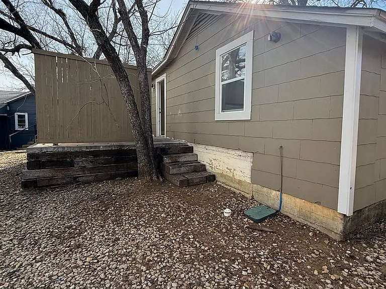 5317 Purington Ave #B — Photo 16