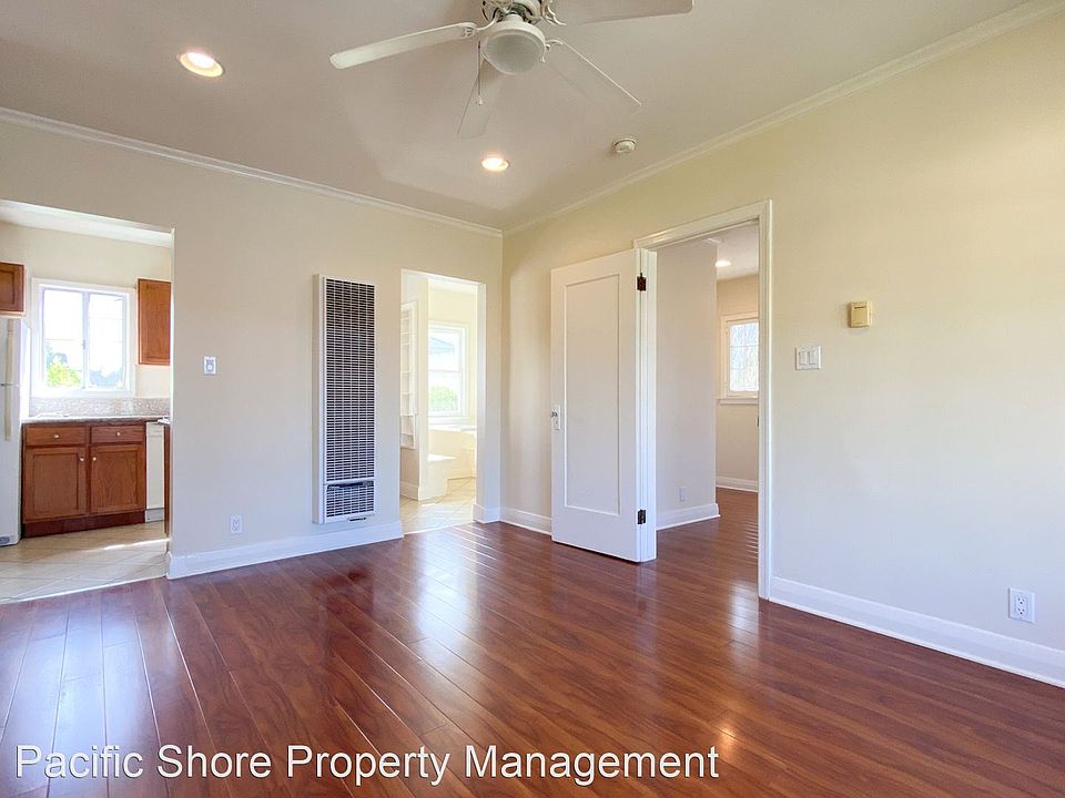 1st image of 1322 1/2 N Edgemont St #7389448