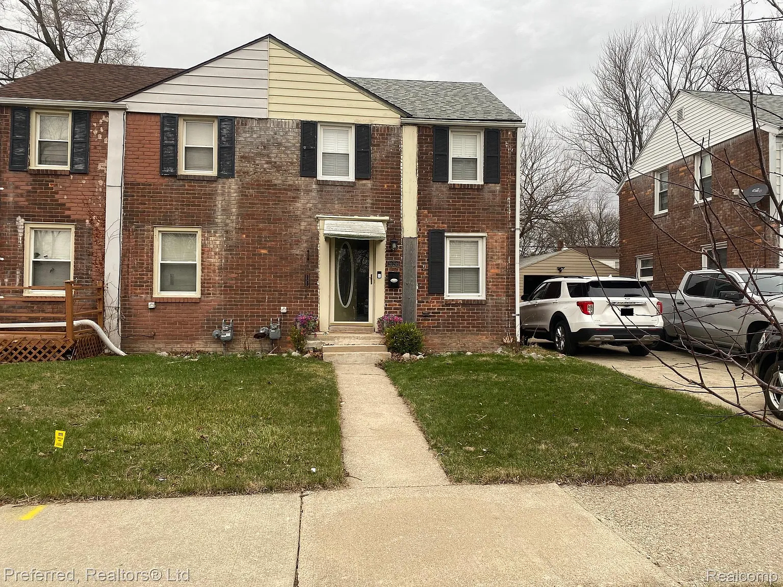 20209 Meyers Rd photo 1