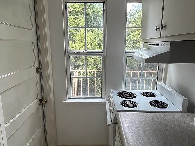 2709 Channing Way #9 — Photo 3
