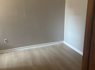 1034 Fernon St, Philadelphia, PA 19148