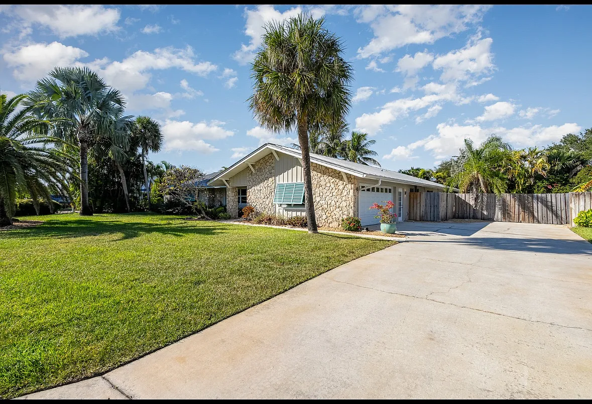 606 Tortoise Way — Photo 3