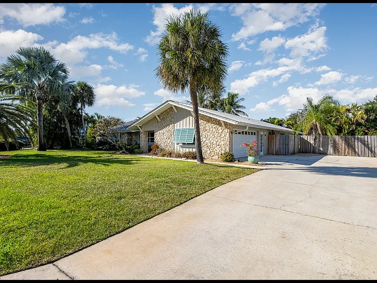 606 Tortoise Way — Photo 3