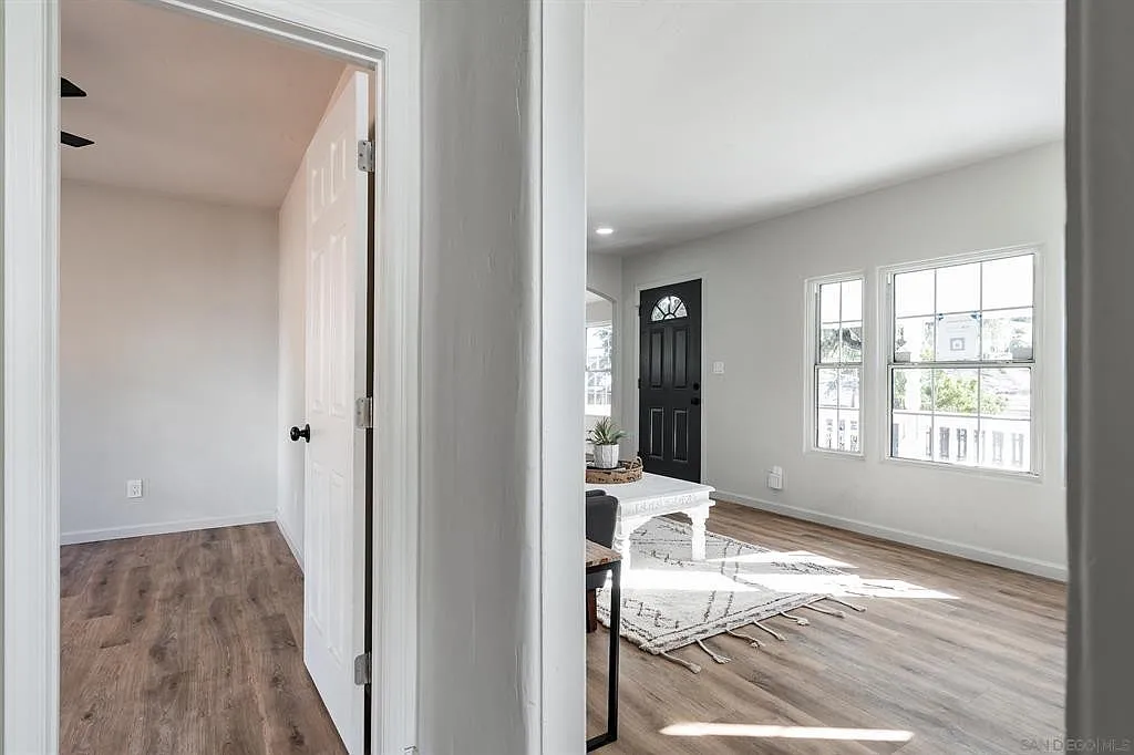 2 bed, 798 sqft, $3,500 — Photo 3