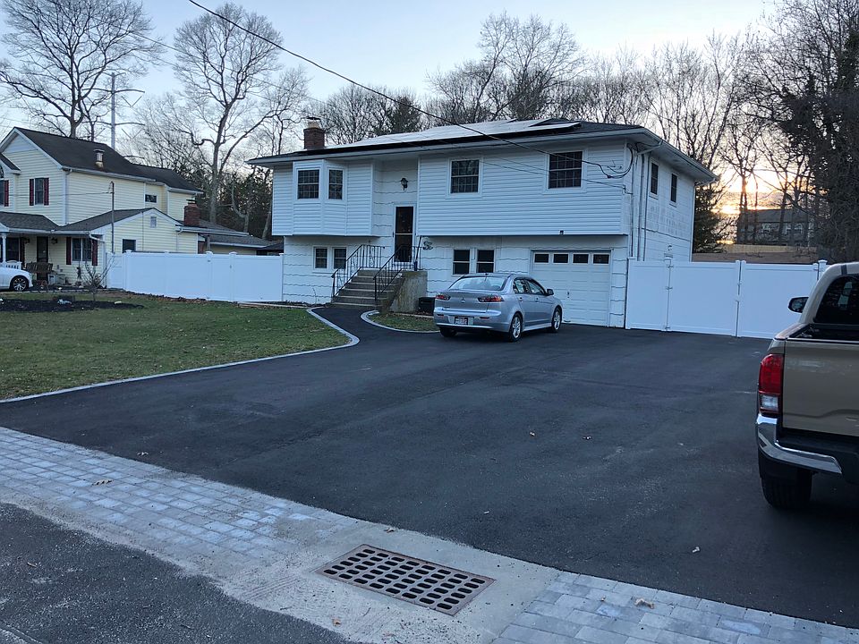 2nd image of 557 Birch Hollow Dr