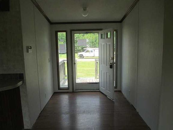 2nd image of 107 Cedar Brook Dr