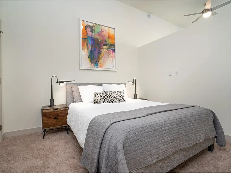Vista Brooklyn Apartments — Photo 7