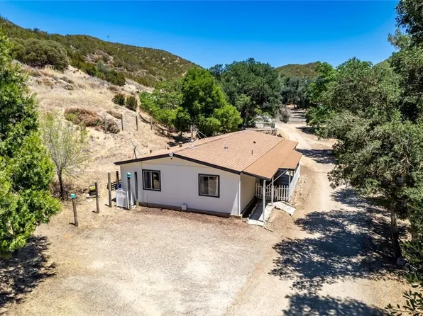 9740 Huer Huero Rd, Creston, CA 93432