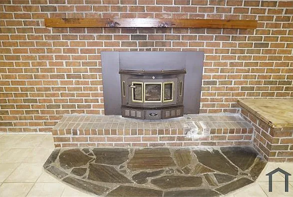 1303 Burbank Trl — Photo 41