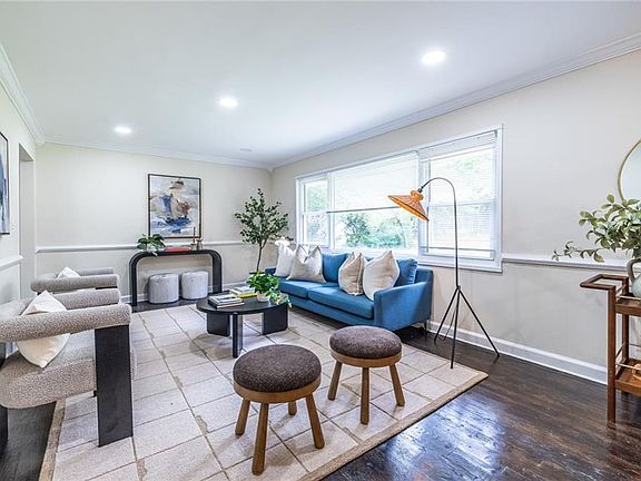 4th image of 3276 Bobbie Ln