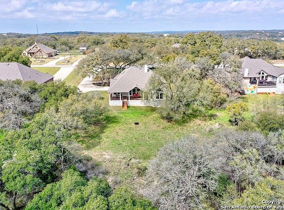 2nd image of 222 Gruene Hvn