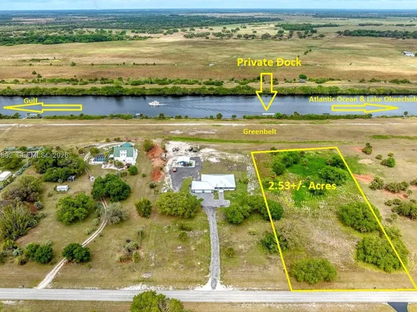 1589 Frontier Cir, Labelle, FL 33935