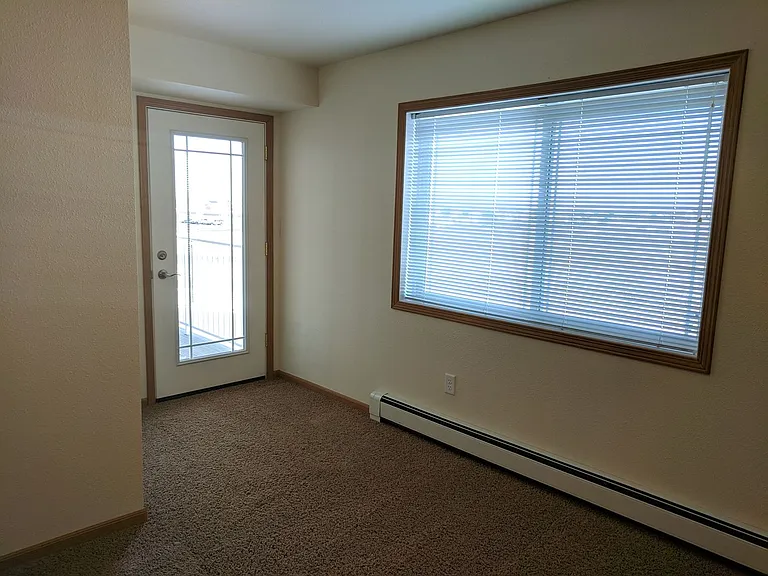 West Lake II Apartments — Photo 39