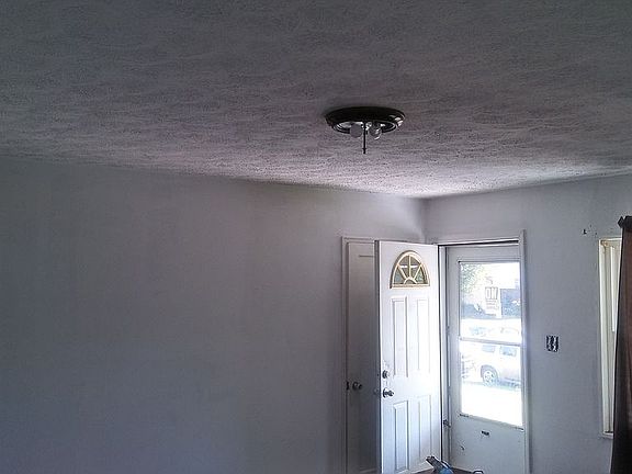 4th image of 383 Murchison Ln