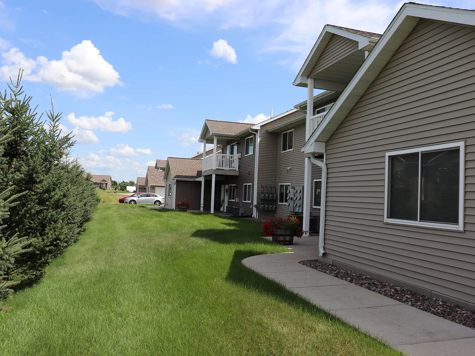 3 bed, 1520 sqft, $1,650 — Photo 4