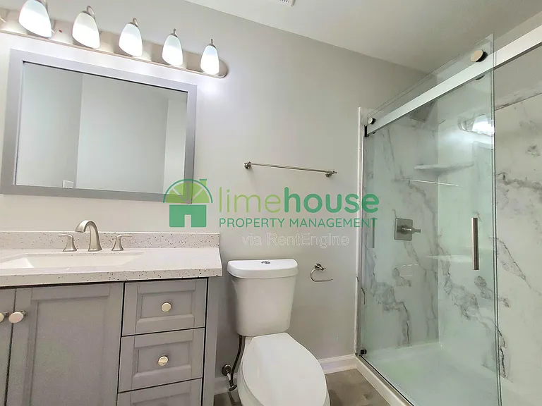 4942 April Ave — Photo 9