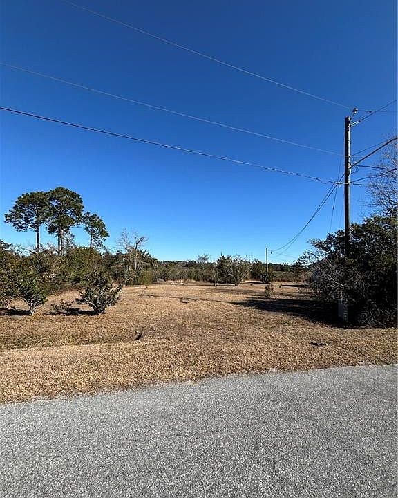 2nd image of 128 Dufour Rd #27