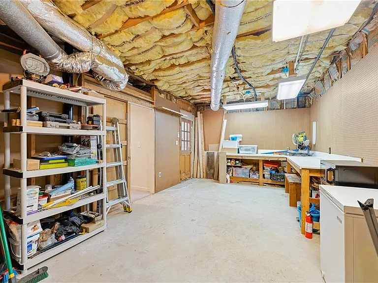 908 Lenox Hill Ct NE — Photo 23