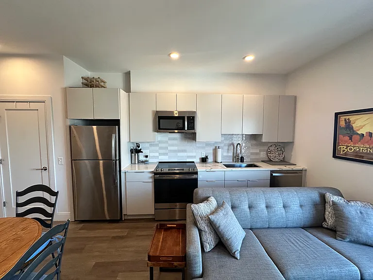959 Dorchester Ave #504 — Photo 6
