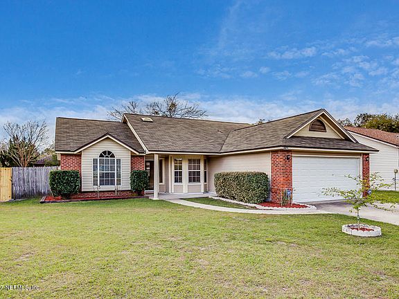 3rd image of 9078 Branchwater Ct