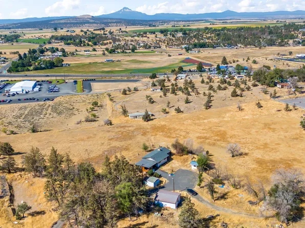1928 SW Grant St, Madras, OR 97741