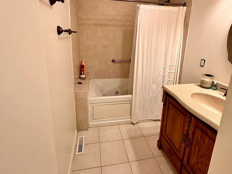 699 N Ohioville Rd #2 — Photo 11