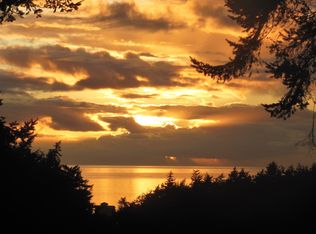 1569 Wildberry Ln, Oak Harbor, WA 98277