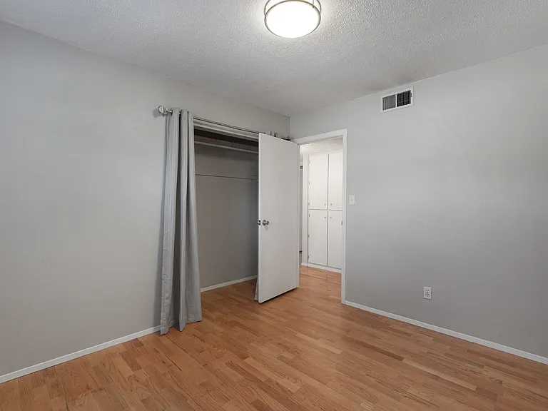 7553 Union St NE — Photo 10