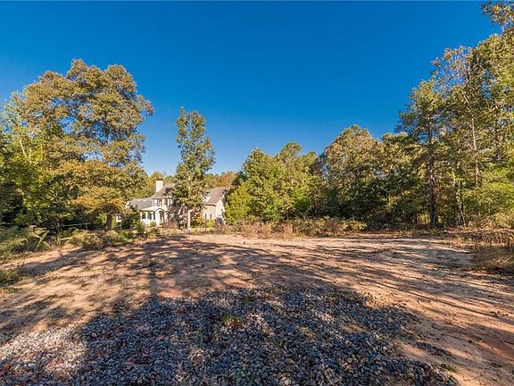 4th image of 1532 Laricks Ln Lot 0