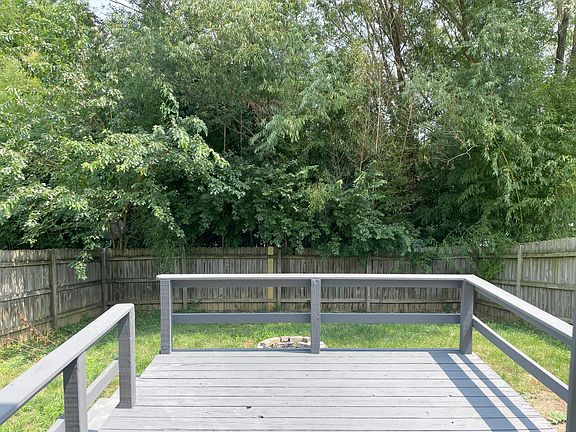 2nd image of 4860 Herndon Dr