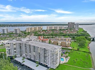 336 Golfview Rd APT 711, North Palm Beach, FL 33408