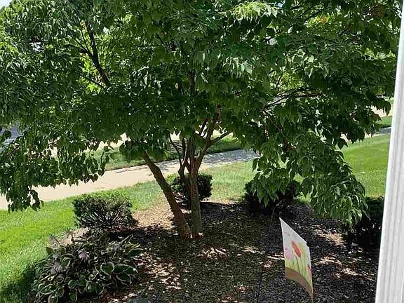 4th image of 5775 Twin Oaks Dr #76