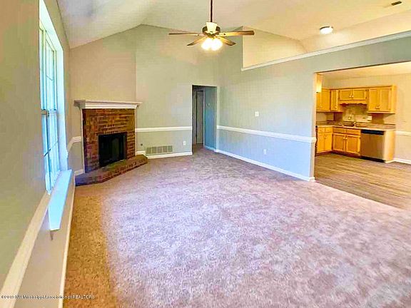 3rd image of 7186 Lynnease Dr
