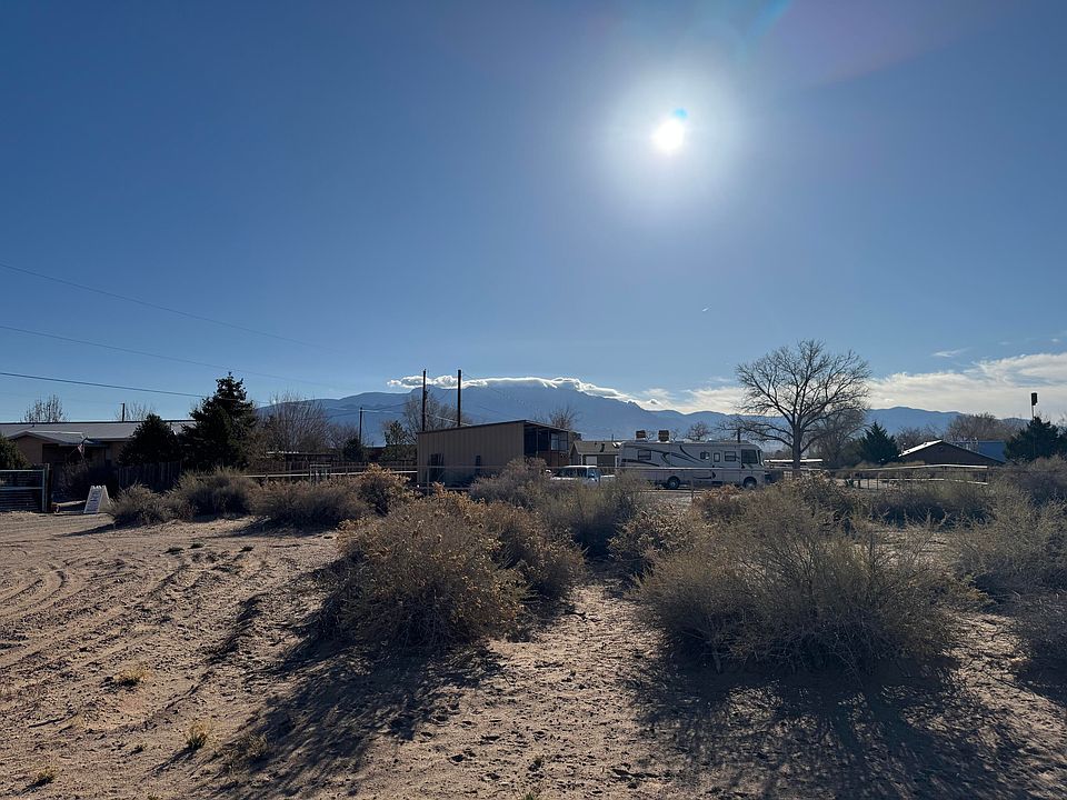 1st image of Camino Los Milagros