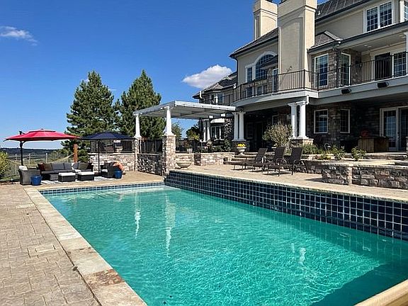 5th image of 2475 Castle Butte Dr