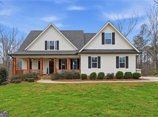711 Carver Mill Rd, Talking Rock, GA 30175