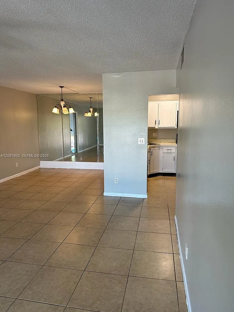 2 bed, 2.0 bath, $1,800 — Photo 2