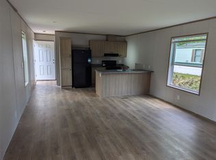 1806 Horn St #36, Pinconning, MI 48650
