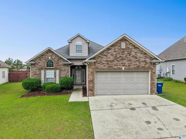 475 Oak Leaf Cir, Pell City, AL 35125