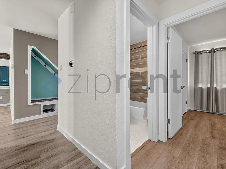 11216 Henge Dr — Photo 18