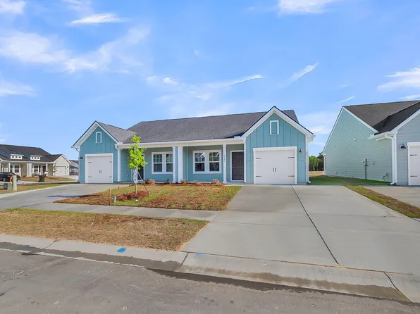 5047 Blackberry Ln, Ravenel, SC 29470