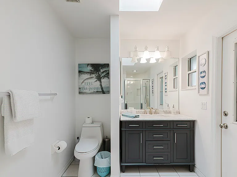 240 N Country Club Dr — Photo 33
