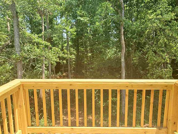 2nd image of 52/54 Creekside Dr
