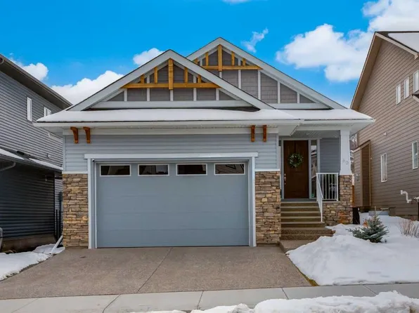 60 N Crestbrook Vw SW, Calgary, AB T3B 6G7