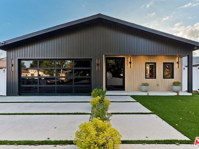 5437 Noble Ave, Sherman Oaks, CA, 91411
