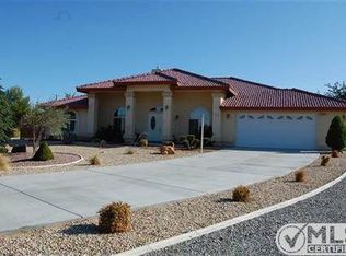 15952 Acoma Rd, Apple Valley, CA 92307