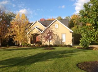 38390 Flanders Dr, Solon, OH 44139