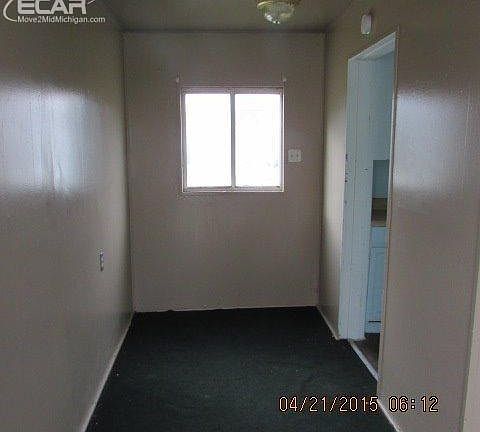 2nd image of 2083 E Parkwood Ave